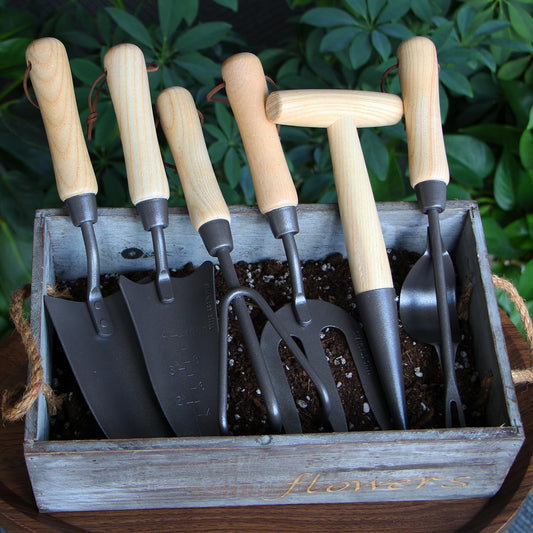 Japanese Gardening Tools Set, 6 Pcs Garden Tools Set, Black Painted Stainless Steel Heavy Duty Gardening Tools Kit, Hand Trowel, Dibble, Hand Rake, Weeder, Transplanter and Hand Folkβ¦