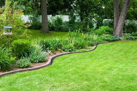 Simple Landscaping Ideas That Instantly Upgrade Your Yard