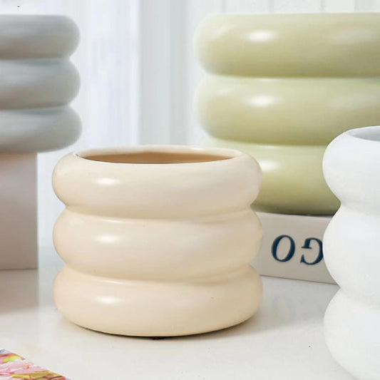 Ceramic Plant Pot Indoor, 6.5 Inch Flower Pot with Drainage Hole, Tiered Bubble Design Ceramic Planter for Home & Office Decor (Beige)