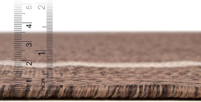Unique Loom Outdoor Border Collection Area Rug - Soft Border (5' 3" x 8' Rectangle, Brown/ Ivory)