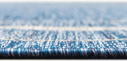 Unique Loom Outdoor Border Collection Area Rug - Soft Border (7' 10" Round, Blue/ Ivory)