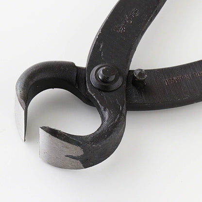 Wazakura Hand Forged Bonsai Root Cutter MADE IN JAPAN 6.7 inch (170 mm), Black Carbon Steel Bonsai Tree Cutter for Branch and Roots, Multipurpose Japanese Gardening Tools