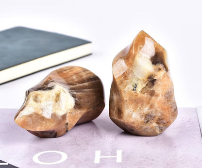 AMOYSTONE Yellow Moonstone Flame Shaped Stone Towers Obelisk Natural Healing Crystal Quartz Reiki Energy Decoration Home Office Small 1.0LBS
