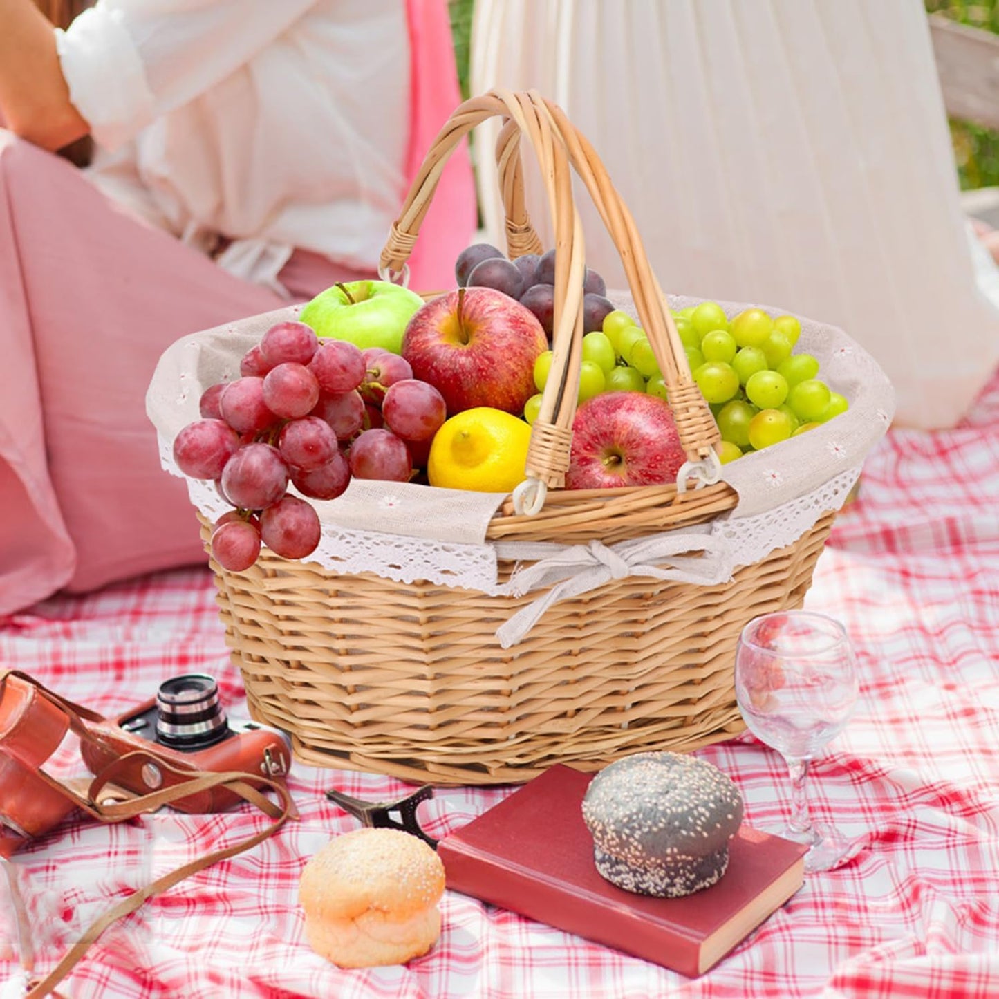 2 Pack Natural Wicker Basket with Linen Lining, 14 & 12 Inch Wicker Woven Picnic Basket with Handle for Picnic, Camping, Outdoor Party