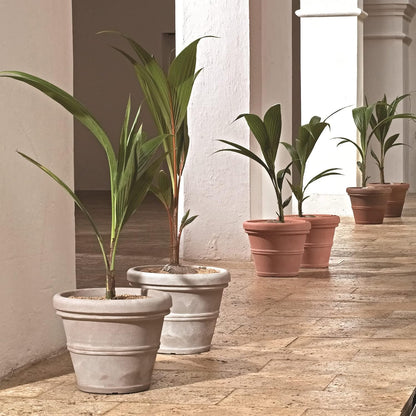 Crescent Garden Brunello Planter, Classic Rolled-Rim Plant Pot, 16-Inch (Rust)