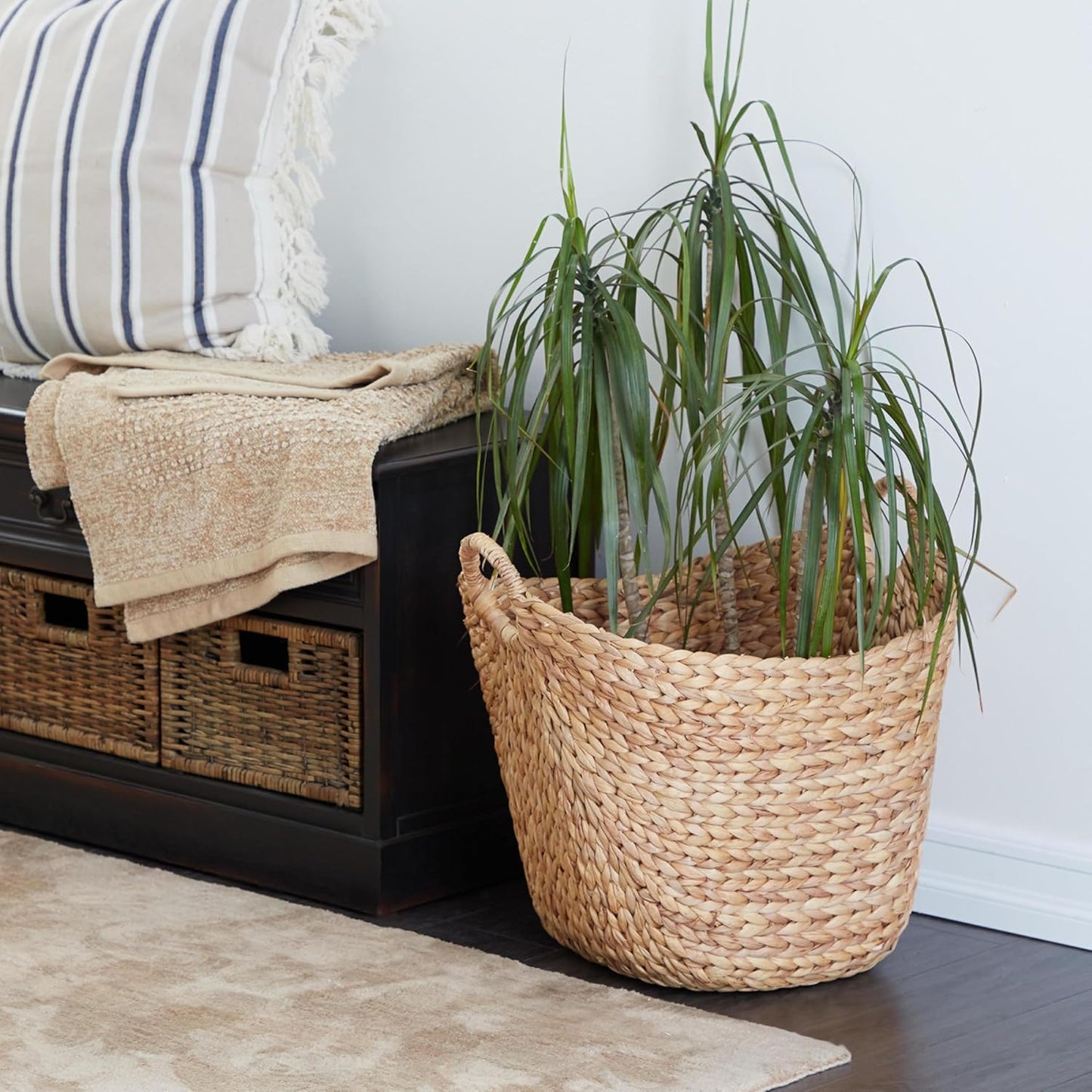 Deco 79 Seagrass Handmade Decorative and Functional Storage Basket Large Woven Basket Organizer with Ring Handles, Basket for Storage 20" x 18" x 19", Brown