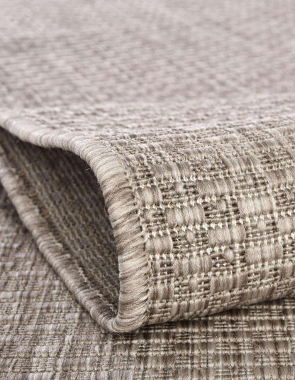 Unique Loom Outdoor Solid Collection Area Rug (3' 1" x 6' 1" Hearth Beige/Ivory)