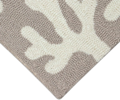 Liora Manne CAPRI Indoor/Outdoor Handmade Synthetic Blend Durable Area Rug - Traditional Border Coastal Beach Accent (Coral Border Silver) (2'6" x 4')