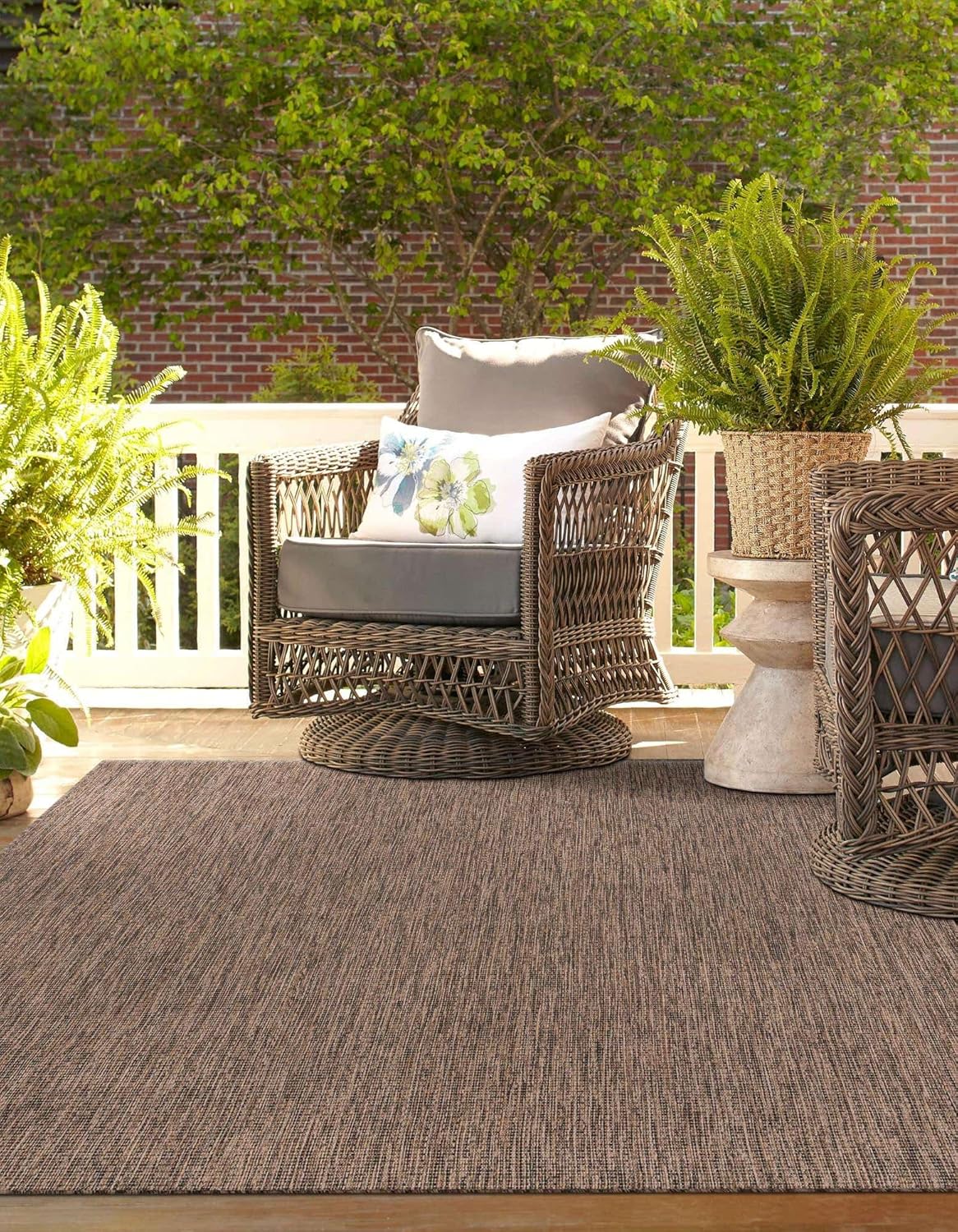 Unique Loom Outdoor Solid Collection Area Rug (10' x 14' 1" Rectangle Light Brown/Ivory)