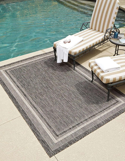 Unique Loom Outdoor Border Collection Area Rug - Soft Border (7' 10" x 10' Rectangle Black/Ivory)