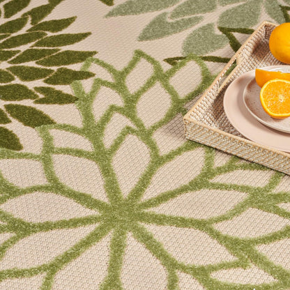 Nourison Home Aloha 4' x 6' Ivory Green Fabric Tropical Area Rug (4' x 6')
