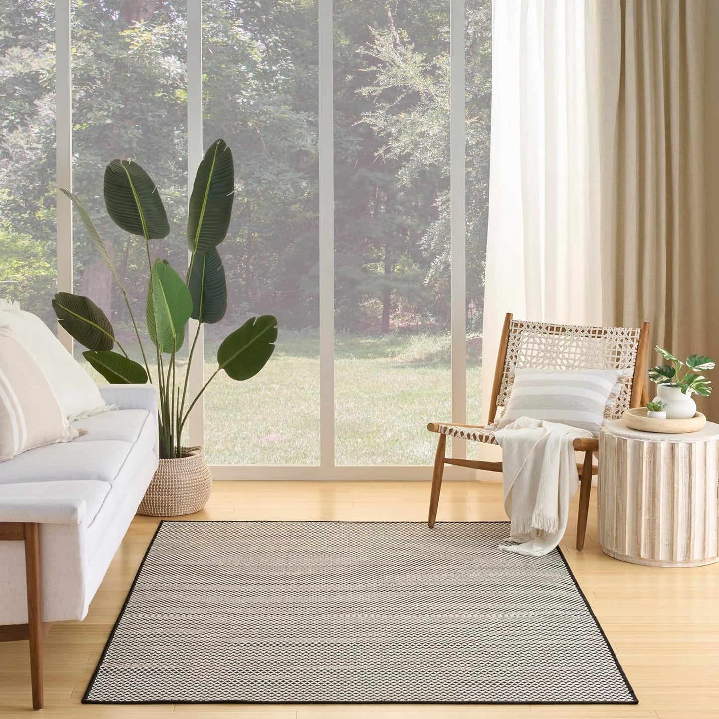 Nourison Home Courtyard Black White 5' x 7' Area Rug - Easy Clean, Non Shedding, Bed Room, Living Room, Dining Room, Kitchen (5' x 7')