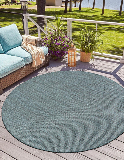 Unique Loom Outdoor Solid Collection Area Rug (7' 10" Round Teal/Navy Blue)