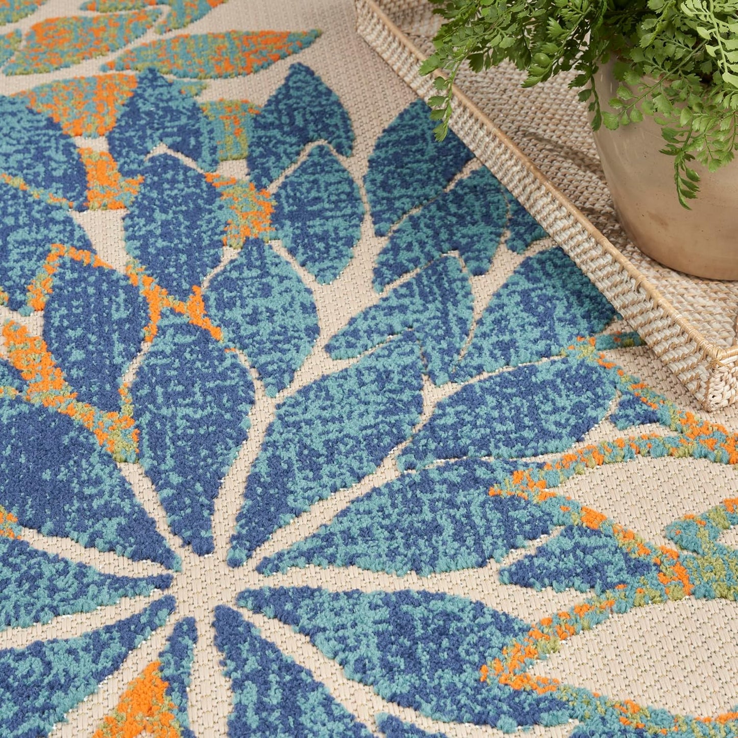 Nourison Home Aloha 8' x Round Blue Green Fabric Tropical Area Rug (8' Round)