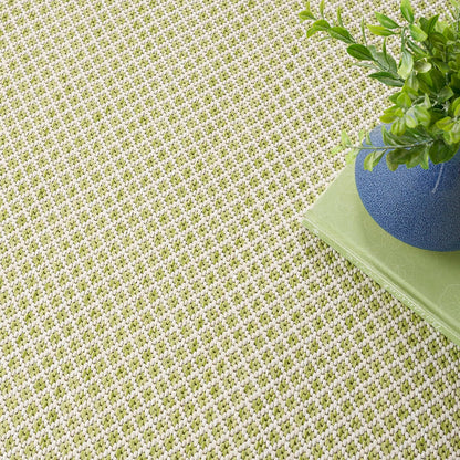 Nourison Home Courtyard 4' x Square Ivory Green Fabric Modern Area Rug (4' Square)