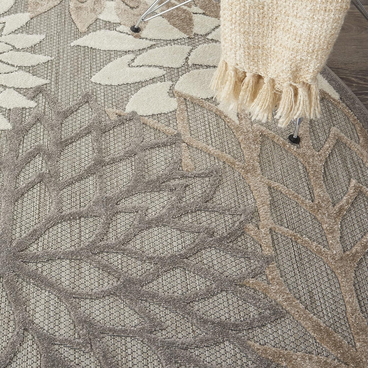Nourison Aloha Indoor/Outdoor Area Rug 5'3", Natural, Round Tropical Botanical Easy-Cleaning Non Shedding Bed Room Living Room Dining Room Deck Backyard Patio