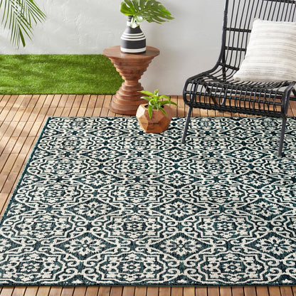Nicole Miller New York Patio Country Julia Transitional Geometric Indoor/Outdoor Area Rug, Navy Blue/Ivory, 5'2"x7'2"