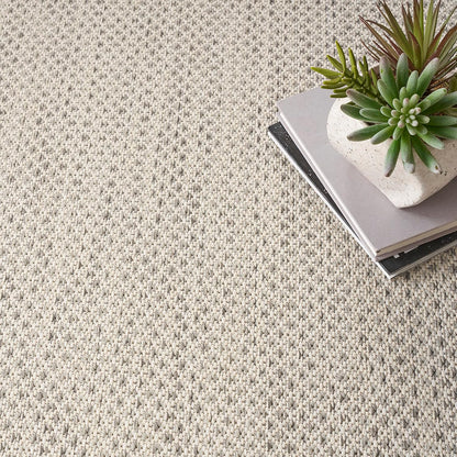 Nourison Home Courtyard 8' x Square Ivory Silver Fabric Modern Area Rug (8' Square)